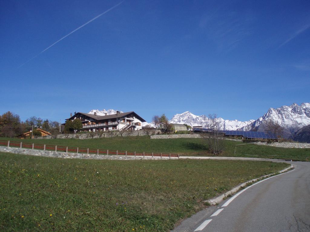Agriturismo Plan D'Avie Aosta Oda fotoğraf
